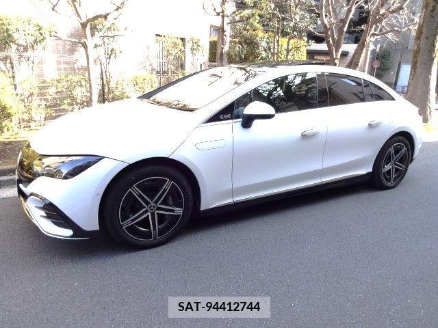 Mercedes Benz EQE 2022-10 212747-5