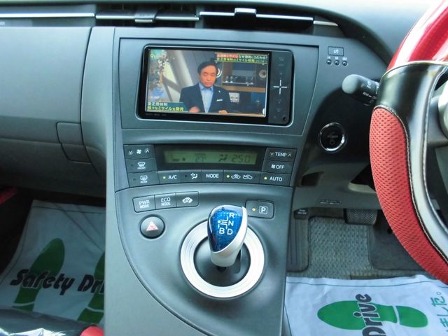 Toyota PRIUS 2009-06 18308-10
