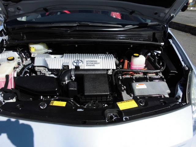 Toyota PRIUS 2009-06 18308-7