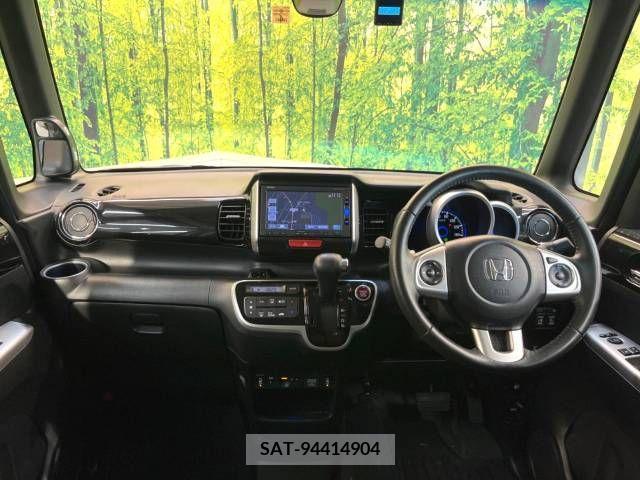 Honda N BOX CUSTOM 2017-05 279087-1