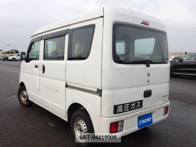 Suzuki EVERY 2018-01 206548-2