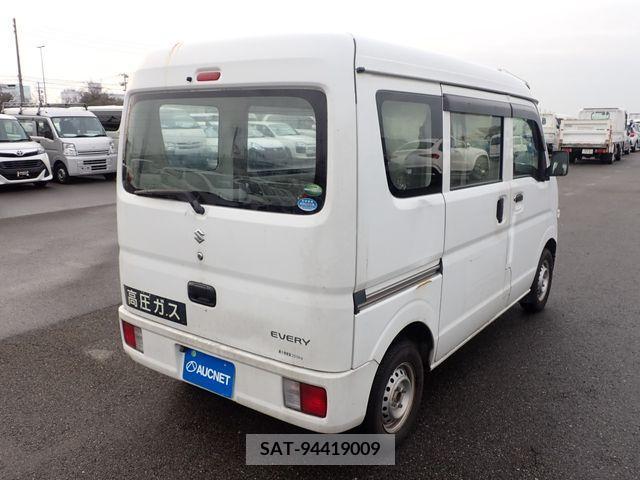 Suzuki EVERY 2018-01 206548-5