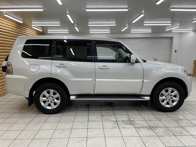 Mitsubishi PAJERO 2015-07 9546-14