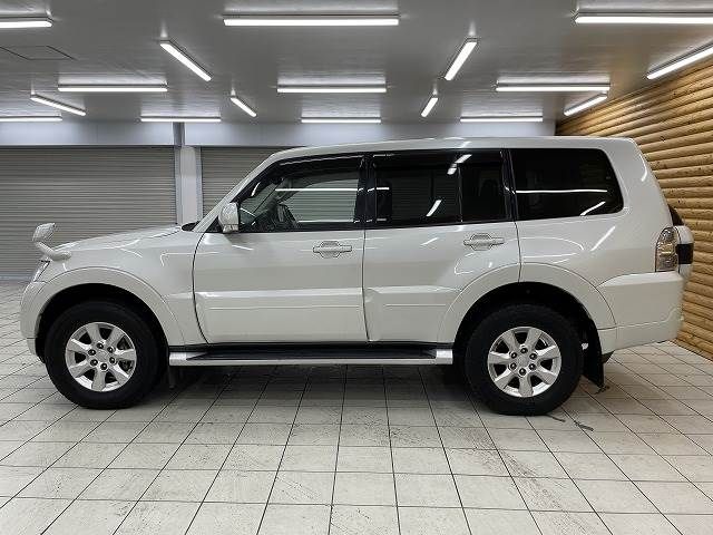 Mitsubishi PAJERO 2015-07 9546-16
