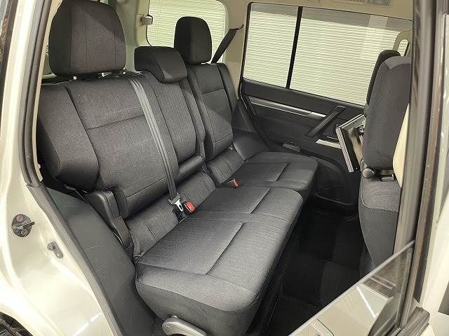 Mitsubishi PAJERO 2015-07 9546-11