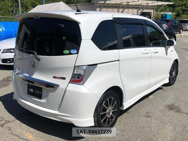 Honda FREED HYBRID 2013-06 335388-5