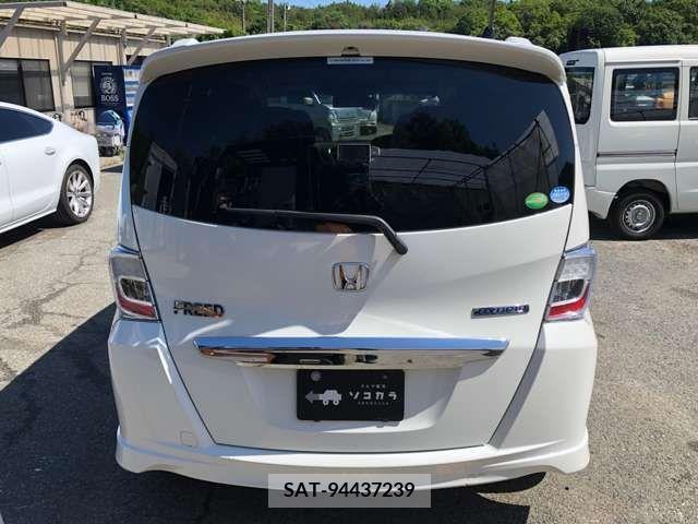 Honda FREED HYBRID 2013-06 335388-4