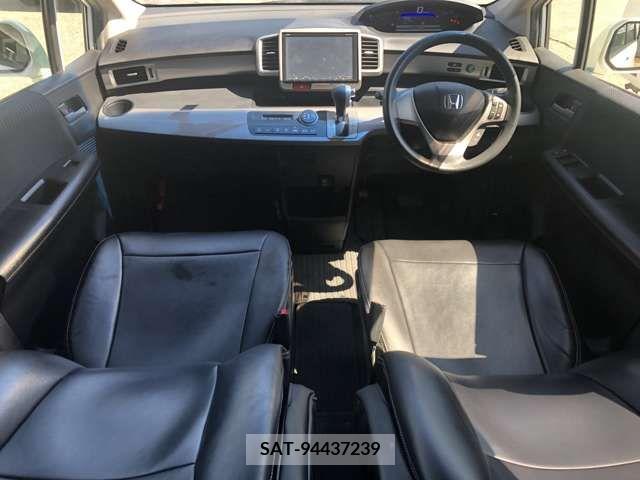 Honda FREED HYBRID 2013-06 335388-1
