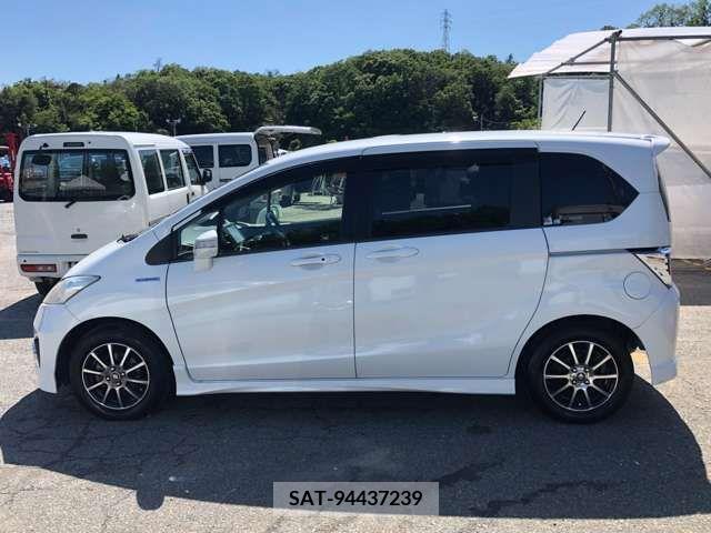 Honda FREED HYBRID 2013-06 335388-7