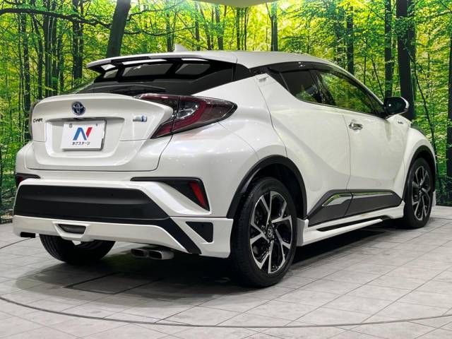 Toyota C-HR 2017-06 26899-17