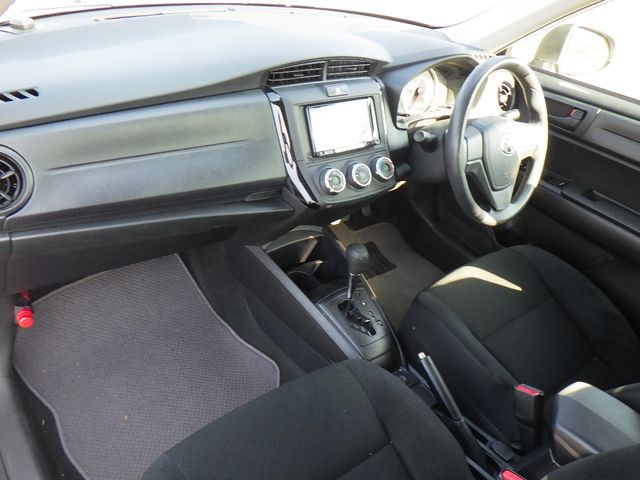 Toyota COROLLA AXIO 2018-11 13506-8