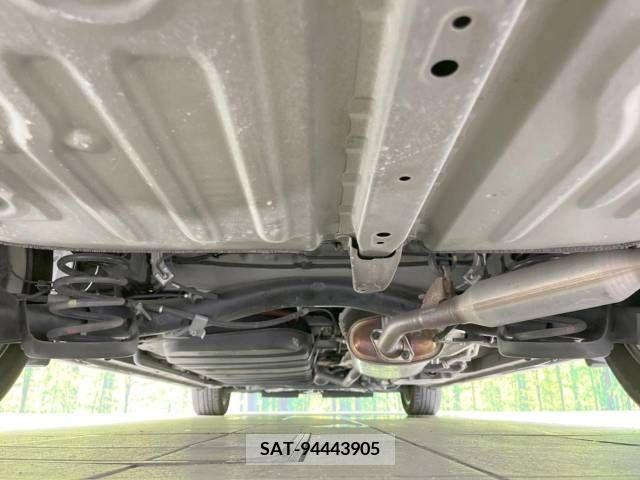 Toyota VOXY HYBRID 2017-07 349491-19