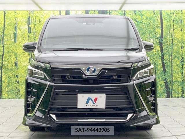 Toyota VOXY HYBRID 2017-07 349491-14