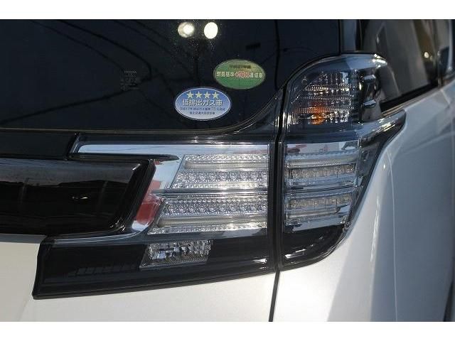 Toyota VELLFIRE 2016-10 193676-10