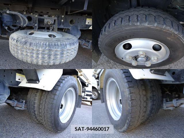 Hino DUTRO 2019-03 214231-8