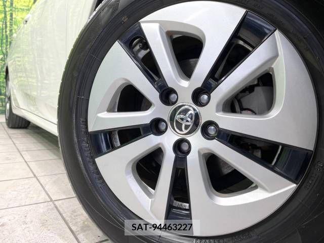 Toyota PRIUS 2018-02 210252-13