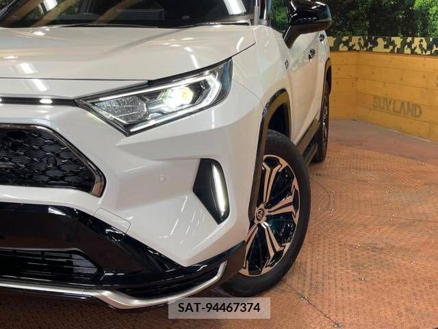 Toyota RAV4 PHV 2022-01 283000-12