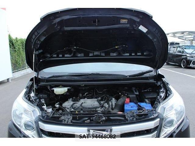 Toyota NOAH 2015-09 279507-18