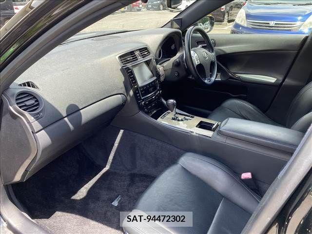 Lexus IS F 2011-02 388086-28