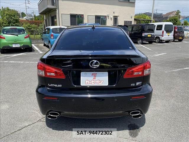 Lexus IS F 2011-02 388086-22