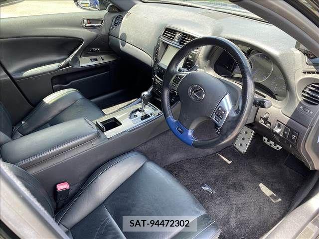 Lexus IS F 2011-02 388086-27