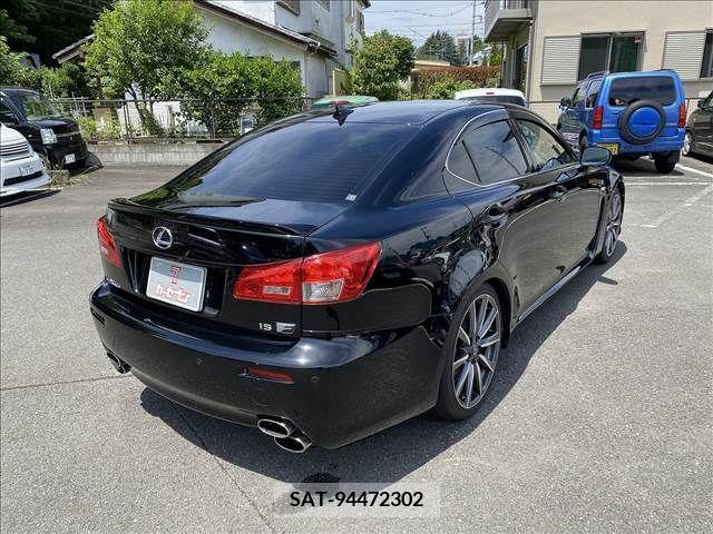 Lexus IS F 2011-02 388086-21