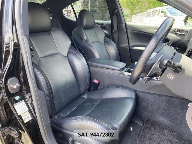 Lexus IS F 2011-02 388086-26