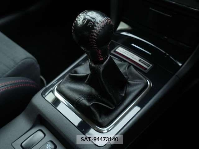Mitsubishi LANCER 2016-01 216408-13