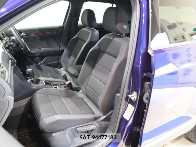 VolksWagen T-ROC 2021-02 325177-19