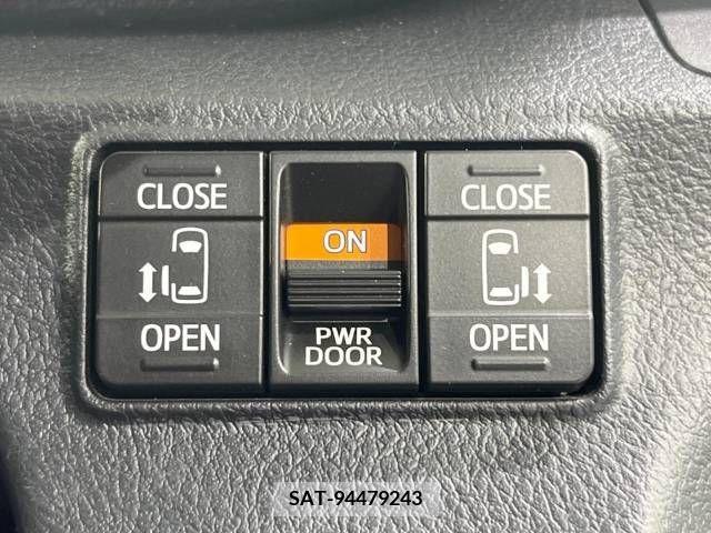 Toyota SIENTA 2019-05 380435-3