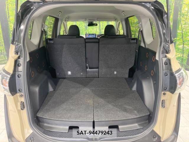 Toyota SIENTA 2019-05 380435-10