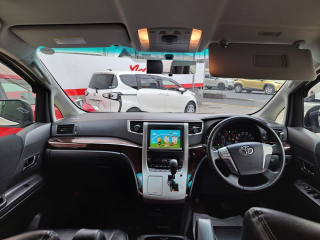 Toyota VELLFIRE 2013-01 182425-2