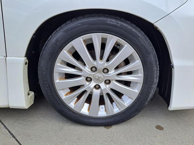 Toyota VELLFIRE 2013-01 182425-23