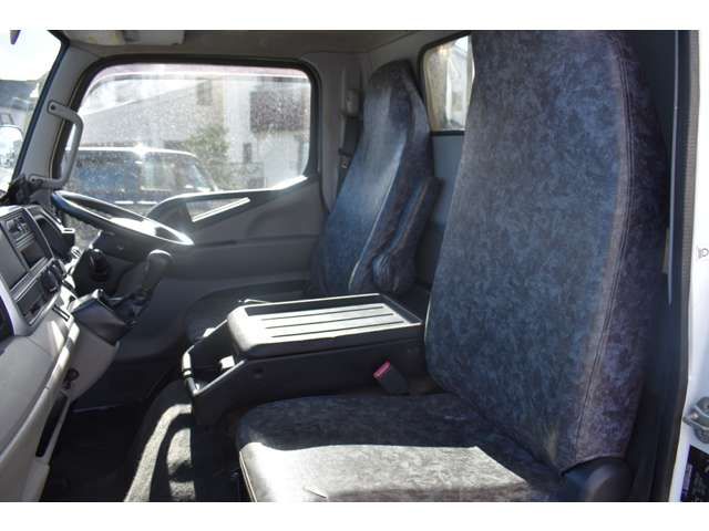 Mitsubishi CANTER 2016-09 18198-9