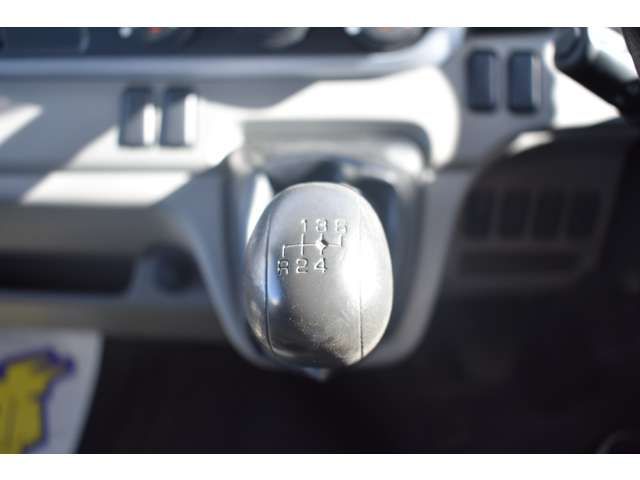 Mitsubishi CANTER 2016-09 18198-11