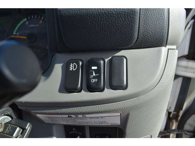 Mitsubishi CANTER 2016-09 18198-13
