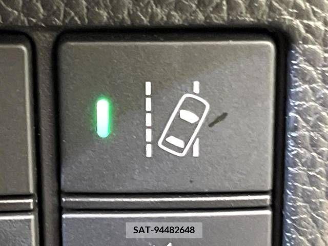 Honda N BOX CUSTOM 2019-04 241768-7