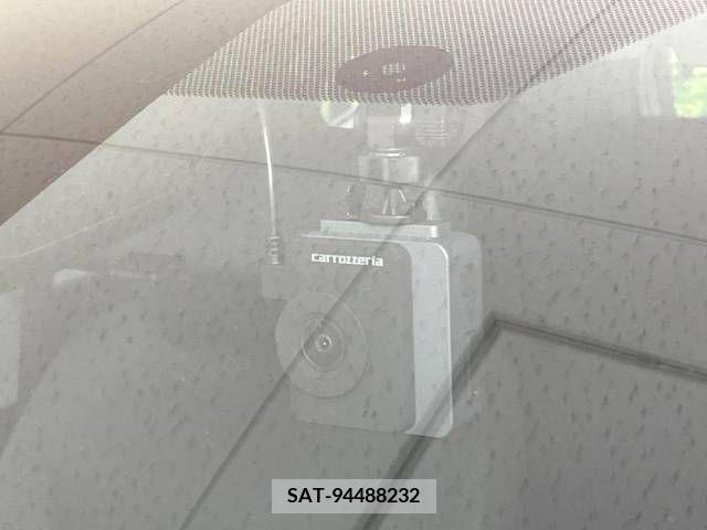 Toyota AQUA 2023-07 356268-7