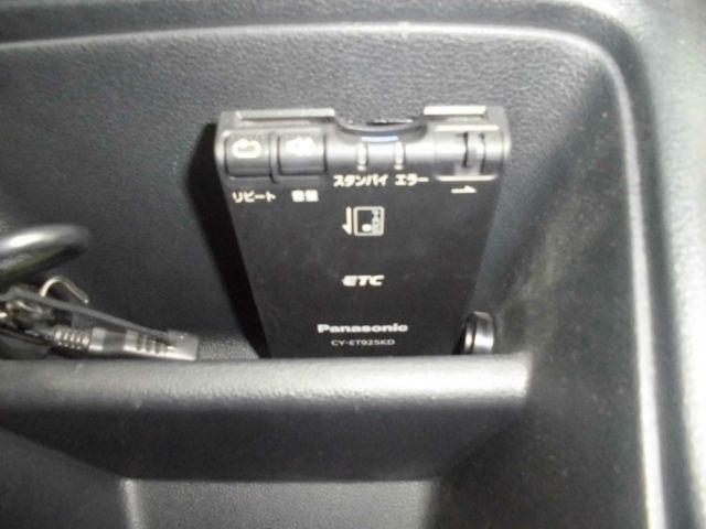 VolksWagen UP! 2015-10 13283-21