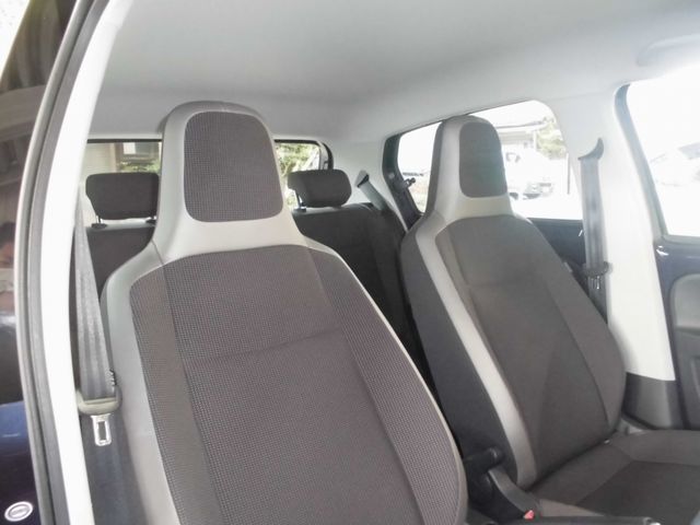 VolksWagen UP! 2015-10 13283-6