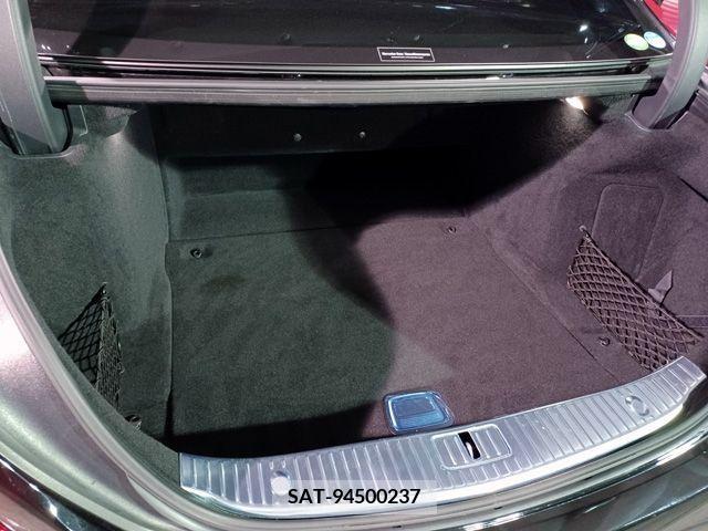Mercedes Benz S-CLASS 2019-06 207401-24