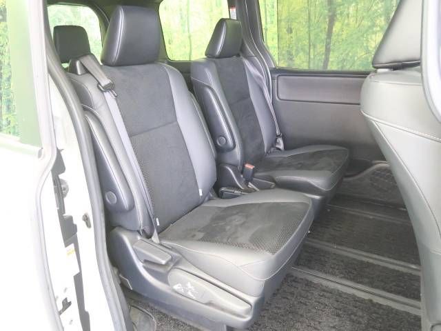Toyota VOXY 2020-11 27500-9