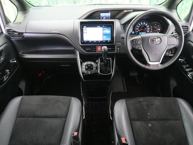 Toyota VOXY 2020-11 27500-1