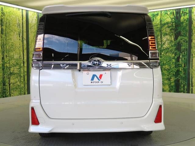 Toyota VOXY 2020-11 27500-16