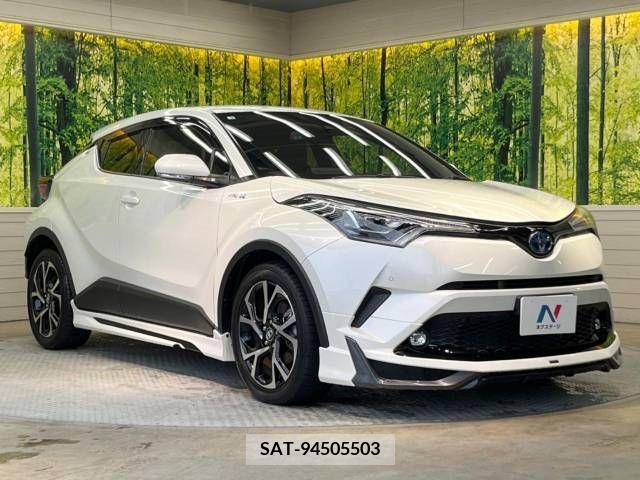 Toyota C-HR 2018-09 331026-16