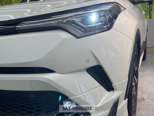 Toyota C-HR 2018-09 331026-12