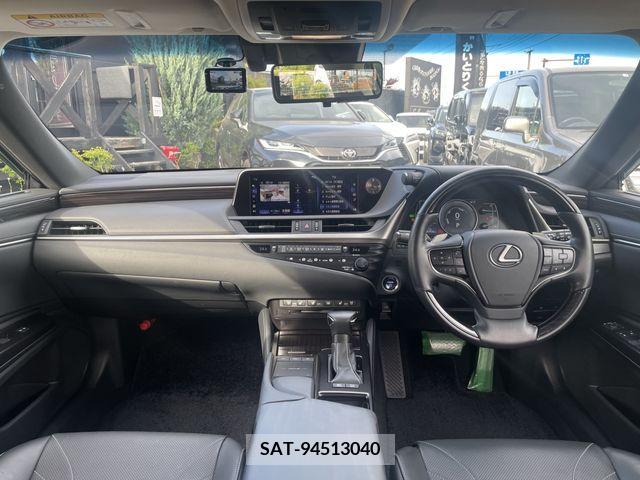 Lexus ES 2019-05 275222-2