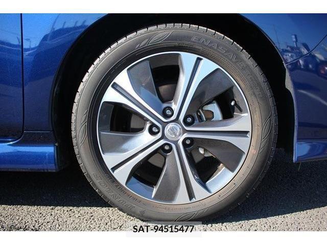 Nissan LEAF 2018-11 226095-10