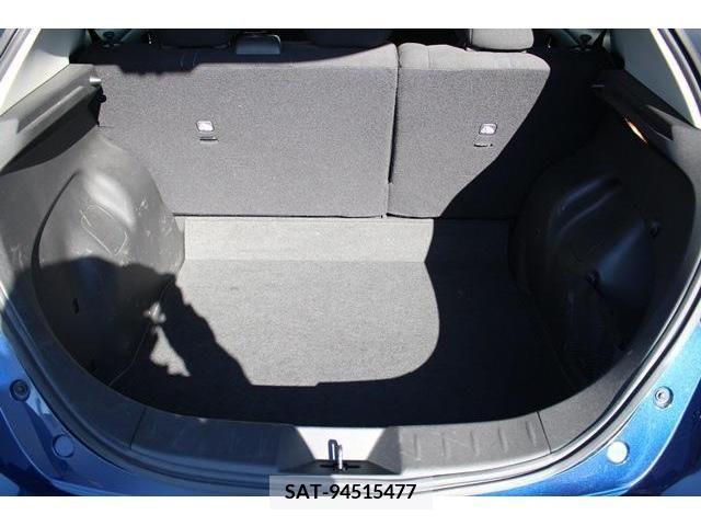 Nissan LEAF 2018-11 226095-16