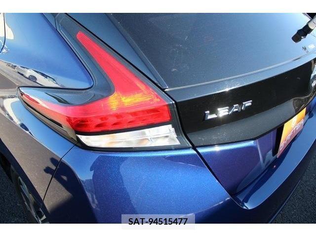 Nissan LEAF 2018-11 226095-6